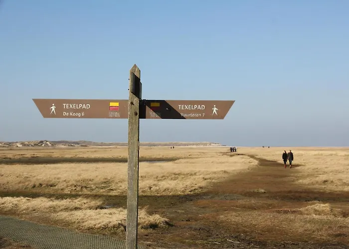 Lovely On The Edge Of The Forest Ferienhaus